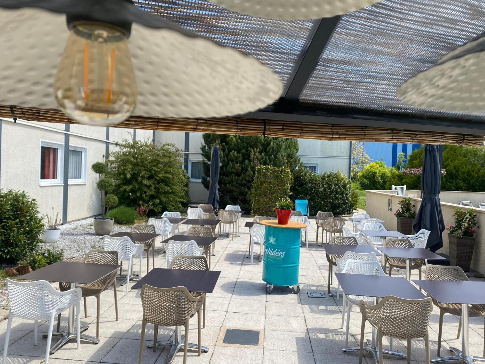 Les Orchidees , Hotel & Restaurant Verdun-sur-Meuse Bagian luar foto