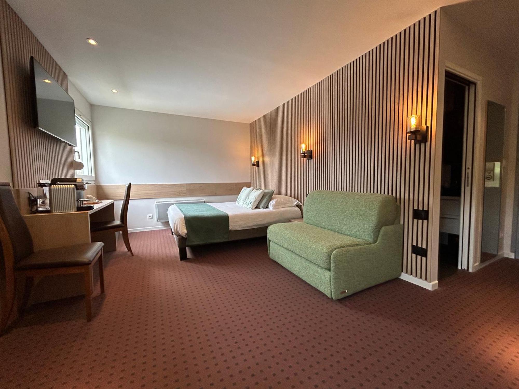 Les Orchidees , Hotel & Restaurant Verdun-sur-Meuse Bagian luar foto